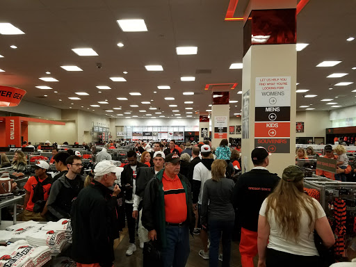 Souvenir Store «OSU Beaver Store», reviews and photos, 663 SW 26th St, Corvallis, OR 97331, USA