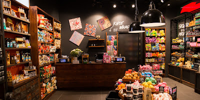 LUSH Cosmetics North Lakes