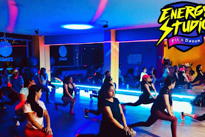 Energy studio fit and dance - Gimnasio Funcional CrossFit Salsa Zumba image