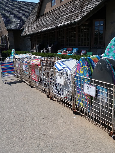 Home Goods Store «Christmas Tree Shops», reviews and photos, 295 Old Oak St #5, Pembroke, MA 02359, USA