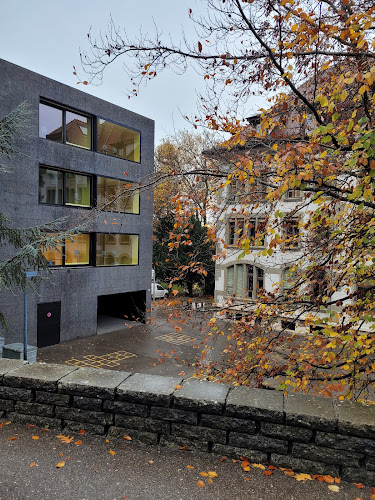 Rezensionen über Ecole primaire Villa Thérès in Freiburg - Schule