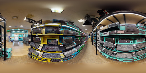 Electronics Store «Micro Center», reviews and photos, 8000 E Quincy Ave, Denver, CO 80237, USA