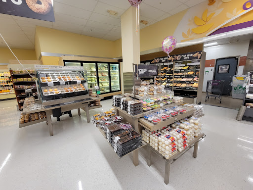 Grocery Store «Giant Food», reviews and photos, 2501 9th Rd S, Arlington, VA 22204, USA