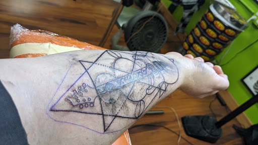 Tattoo Shop «Living Art Tattoo Studio», reviews and photos, 25 NW 1st St, Gresham, OR 97030, USA