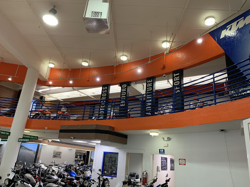 Motorsports Store «RIVA Motorsports», reviews and photos, 3671 N Dixie Hwy, Pompano Beach, FL 33064, USA