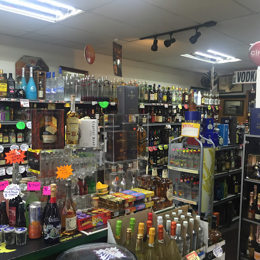 Discount Liquor, 250 Meriden Rd, Waterbury, CT 06705, USA, 