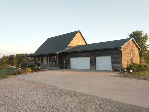 Vineyard «Sunset Lake Vineyards and Winery», reviews and photos, 8644 E 2100 North Rd, Carlock, IL 61725, USA