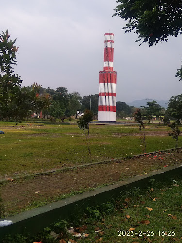 Tugu Botol