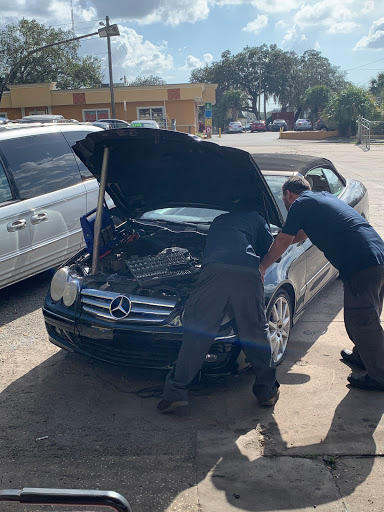 Auto Repair Shop «Speedy Lube & Auto Care Inc», reviews and photos, 5601 N 40th St, Tampa, FL 33610, USA