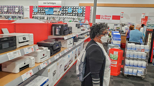 Office Supply Store «Staples», reviews and photos, 465 Tuckahoe Rd, Yonkers, NY 10710, USA