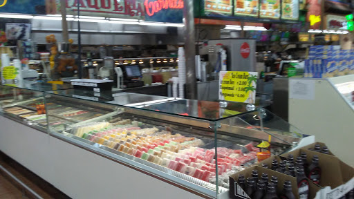 Supermarket «Vallarta Supermarkets», reviews and photos, 1111 N Cherry St, Tulare, CA 93274, USA