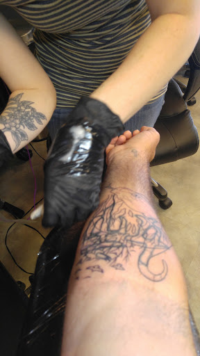 Tattoo Shop «Get Up Tattoo Society», reviews and photos, 4519 W 8th St, Cincinnati, OH 45238, USA