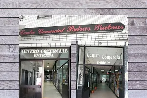 CENTRO COMERCIAL PEDRAS RUBRAS image