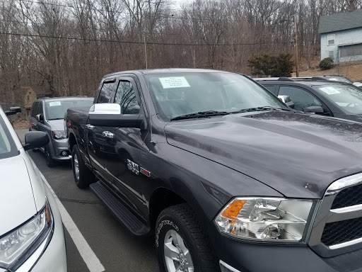 Car Dealer «J&M Automotive Sales and Service LLC», reviews and photos, 756 New Haven Rd, Naugatuck, CT 06770, USA