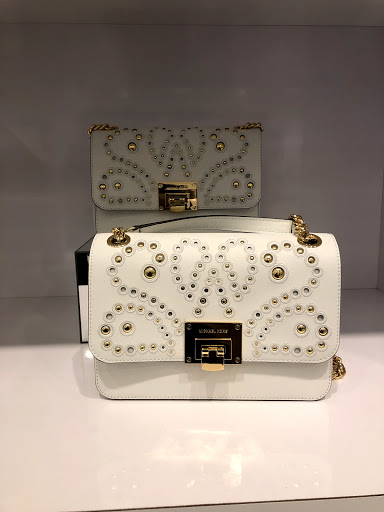 Fashion Accessories Store «Michael Kors», reviews and photos, 20-A Killingworth Turnpike #430, Clinton, CT 06413, USA