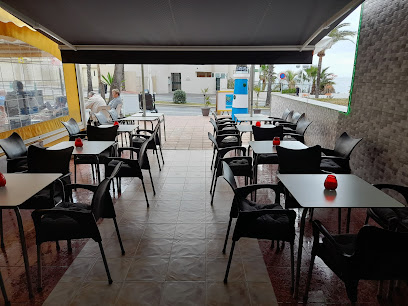 Oceans Fish & Chips Cafe Bar - Av. Antonio Machado, 88, Local 1, 29630 Benalmádena, Málaga, Spain