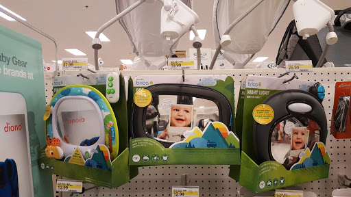 Shopping Mall «Argyle Square Shopping Center», reviews and photos, 8315 SW Jack Burns Blvd, Wilsonville, OR 97070, USA