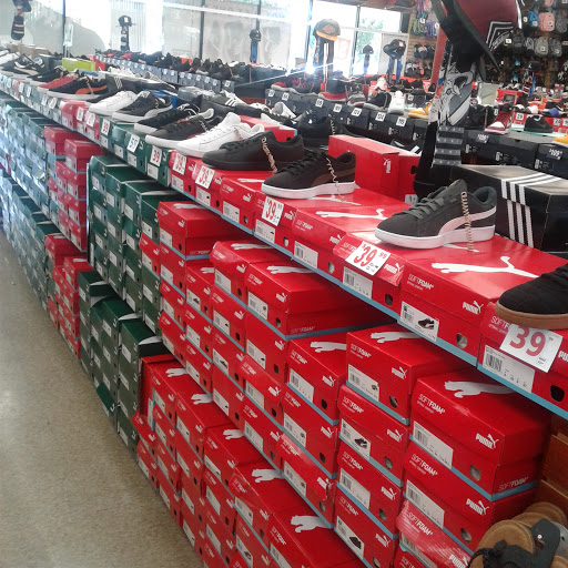 Shoe Store «Shoe City - Riverside», reviews and photos, 3535 Tyler St A3, Riverside, CA 92503, USA