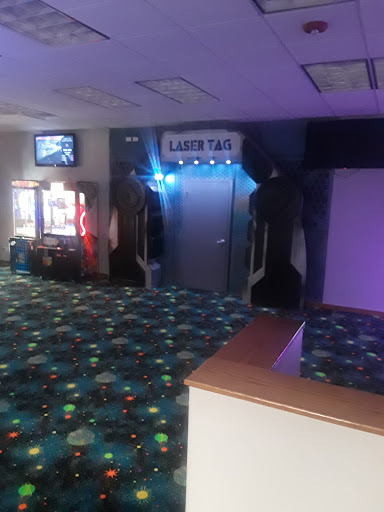 Bowling Alley «Echo Bowling Lanes», reviews and photos, 220 Bedford Rd # 1, Morris, IL 60450, USA