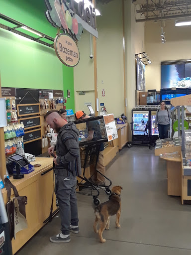 Pet Supply Store «Petco Animal Supplies», reviews and photos, 2911 W Main St, Bozeman, MT 59718, USA