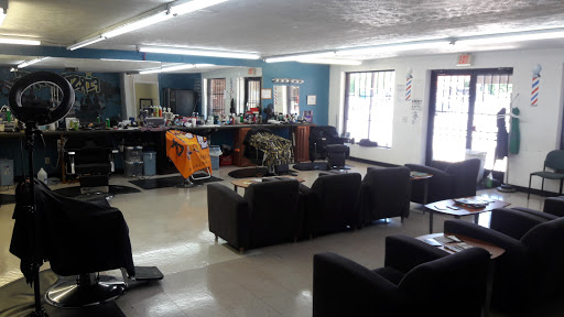 Barber Shop «First Class Barber Shop», reviews and photos, 610 W Trinity Ln, Nashville, TN 37207, USA
