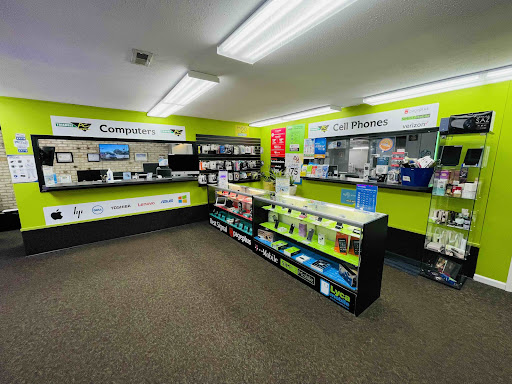 Computer Store «Triangle Pc Geek Computer Services and sales», reviews and photos, 556 E Chatham St, Cary, NC 27511, USA