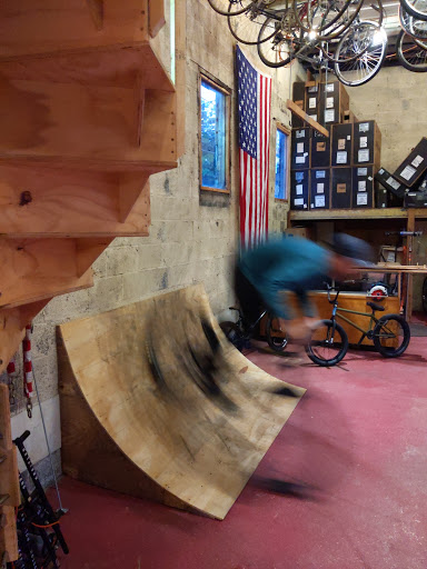 Bicycle Store «Belmar Bike Shop», reviews and photos, 1318 Main St, Belmar, NJ 07719, USA