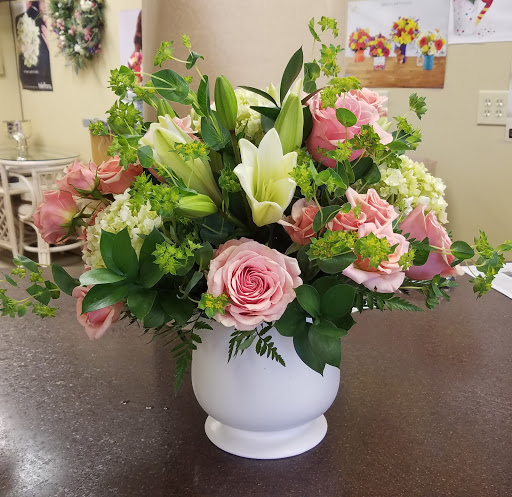 Florist «Dakota Floral Inc», reviews and photos, 13704 Co Rd 11, Burnsville, MN 55337, USA