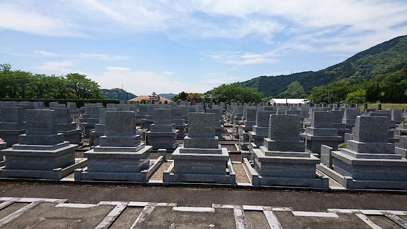 富士町熊の川佐賀公園墓地