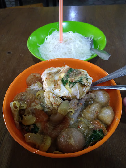 Food.in Serang - Samping Kampus FKIP Untirta, Food.In, Jl. Ciwaru Raya Cipocok No.18, Sempu, Cipare, Kec. Serang, Kota Serang, Banten 42117, Indonesia