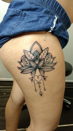 Explore mother of 3 tattoo ideas, creative tattoo ideas in Omaha, available at Skin Deep Tattoo and Body Piercing