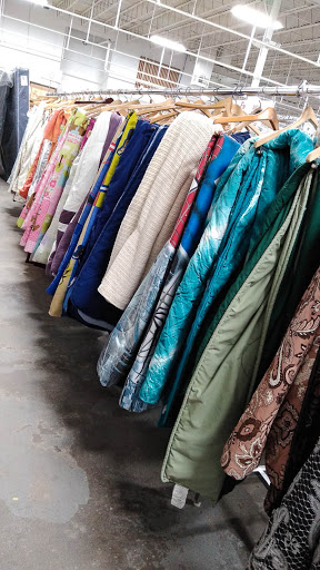 Thrift Store «The Salvation Army Family Store & Donation Center», reviews and photos