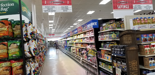 Grocery Store «Apples Grocery Store», reviews and photos, 4100 Ivanhoe Ave, Sheffield Lake, OH 44054, USA