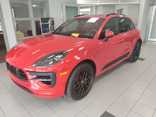 Car Dealer «Valley Imports Inc», reviews and photos, 402 40th St S, Fargo, ND 58103, USA