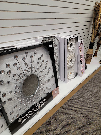 Clothing Store «Burlington Coat Factory», reviews and photos, 4801 McKnight Rd #42, Pittsburgh, PA 15237, USA