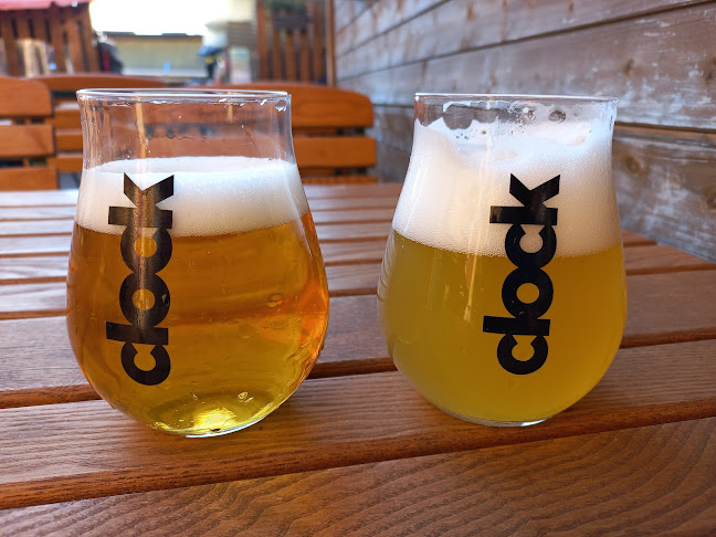 Recenze na NAPALMĚ, pivní bar v Praha - Noční klub