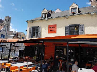 Ad Hoc Cafe - 1 Pl. du Don, 80000 Amiens, France