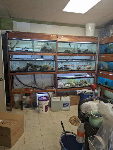 Pet Supply Store «Sunflower Natural Pet Supplies», reviews and photos, 514 Pillsbury Dr, Manhattan, KS 66502, USA