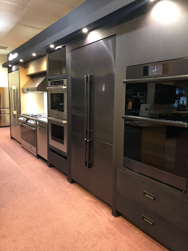 Appliance Store «Queen City Audio Video & Appliances», reviews and photos, 7320 E Independence Blvd, Charlotte, NC 28227, USA