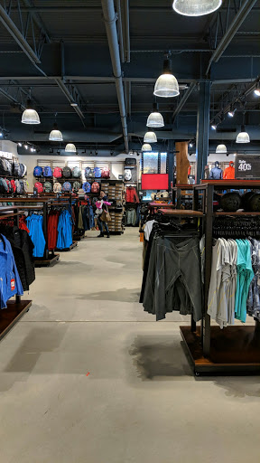 Clothing Store «The North Face Outlet», reviews and photos, 36706 Bayside Outlet Dr, Rehoboth Beach, DE 19971, USA