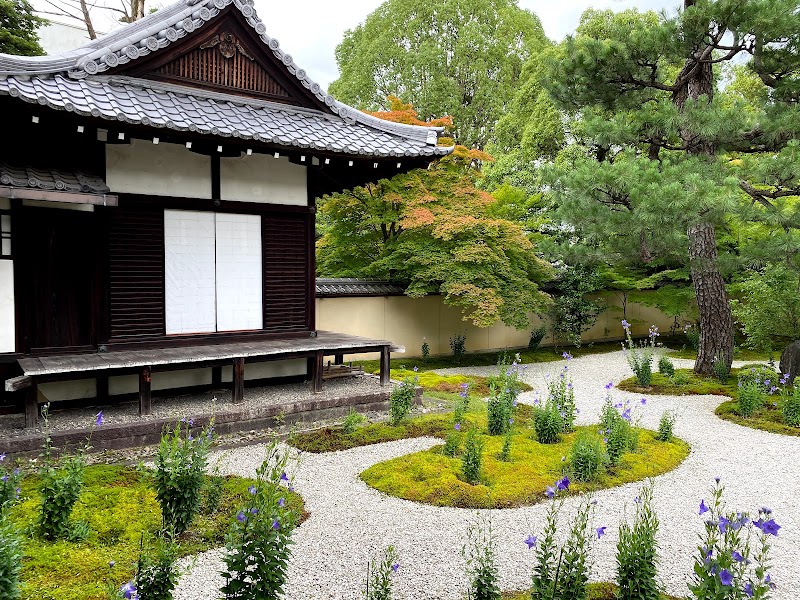 廬山寺