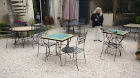 Atmosphère du Restaurant français Le Bel Oustau - Restaurant Fontvieille - n°11
