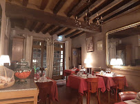 Atmosphère du Restaurant La Grignotte Du Vieux Bourbon à Bourbon-Lancy - n°3