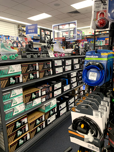 Sporting Goods Store «Big 5 Sporting Goods», reviews and photos, 18621 Main St, Huntington Beach, CA 92648, USA