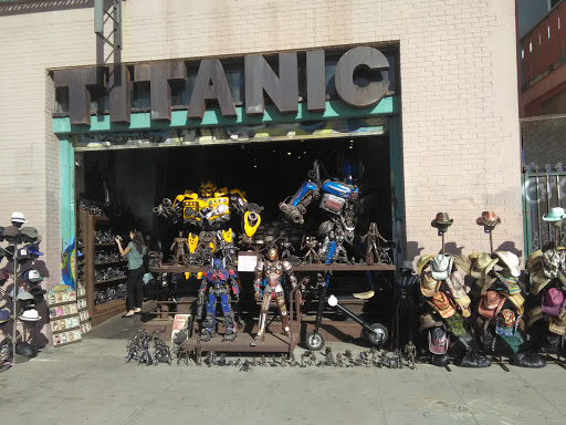 Boutique «Titanic Boutique», reviews and photos, 405 Ocean Front Walk, Venice, CA 90291, USA