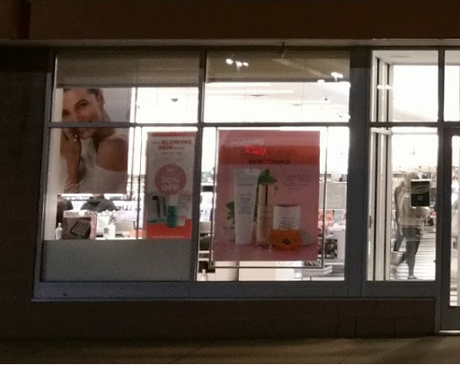 Hair Salon «Ulta Beauty», reviews and photos, 146 Commerce Blvd, Fairless Hills, PA 19030, USA