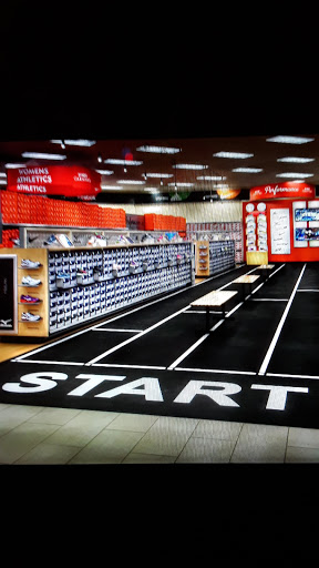 Shoe Store «Shoe Carnival», reviews and photos, 955 Ann St, Montgomery, AL 36107, USA