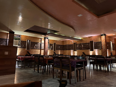 Shri Bhojnalaya Restaurant & Sweets - Shopping Complex, Kalpi Rd, Vijay Nagar, Shastri Nagar, Kanpur, Uttar Pradesh 208005, India