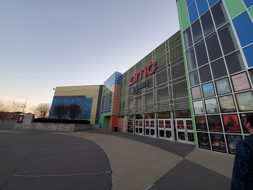 Movie Theater «AMC Perry Crossing 18», reviews and photos, 380 Cinema Blvd, Plainfield, IN 46168, USA