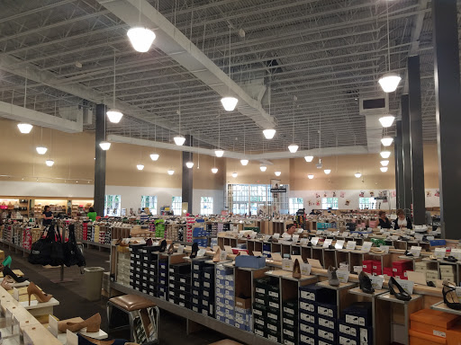 Shoe Store «DSW Designer Shoe Warehouse», reviews and photos, 12090 SW 88th St, Miami, FL 33186, USA